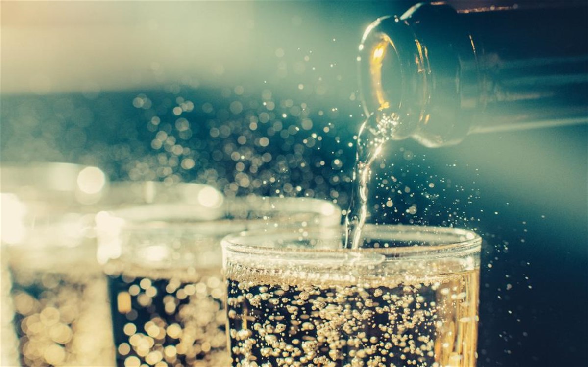 σως το πιο σημαντικό μέρος της διαδικασίας παραγωγής αφρώδους οίνου (το μέρος που δημιουργεί τις φυσαλίδες!),